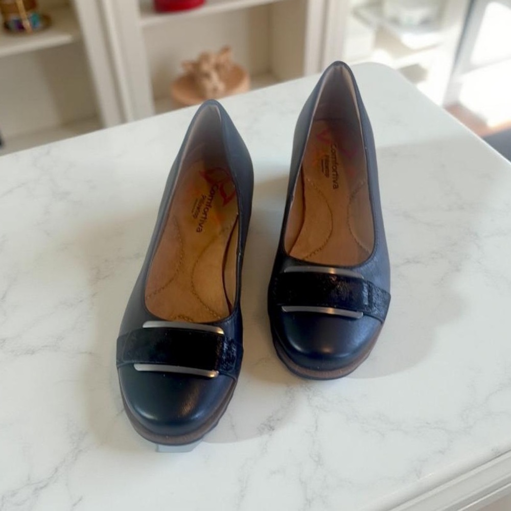 Comfortiva Black Leather Flats Pillowtop Insole Size 8W